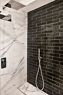 Fellini Design Suites