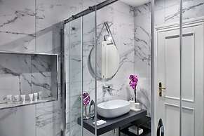 Fellini Design Suites