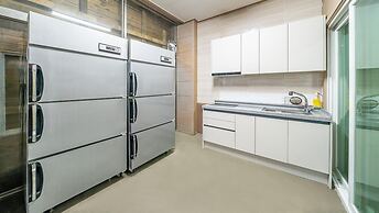 Ganghwa Marinwon Pulbilra Gajok Pension