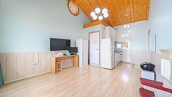 Ganghwa Marinwon Pulbilra Gajok Pension