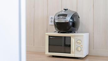 Ganghwa Marinwon Pulbilra Gajok Pension