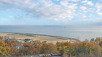 Ganghwa Marinwon Pulbilra Gajok Pension