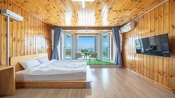 Ganghwa Marinwon Pulbilra Gajok Pension