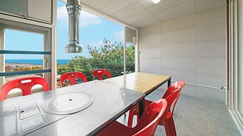 Ganghwa Marinwon Pulbilra Gajok Pension