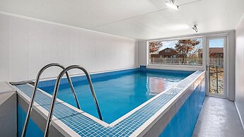 Ganghwa Marinwon Pulbilra Gajok Pension