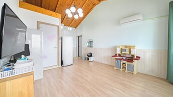 Ganghwa Marinwon Pulbilra Gajok Pension