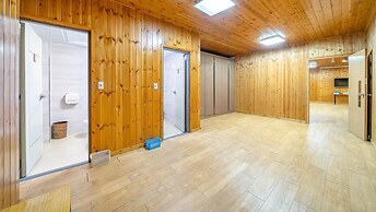 Ganghwa Marinwon Pulbilra Gajok Pension