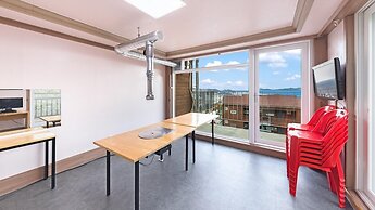 Ganghwa Marinwon Pulbilra Gajok Pension