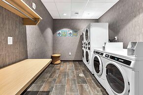 Home2 Suites by Hilton Raleigh West Lenovo Center