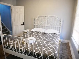 Clover2900 Apartment & Rooms in S Philly