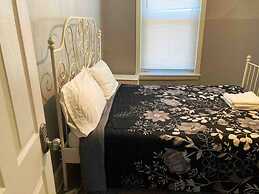 Clover2900 Apartment & Rooms in S Philly