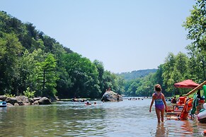 Son's Guadalupe Glamping Tent C