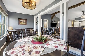 Penthouse Lodge - In Heart of Ozarks!