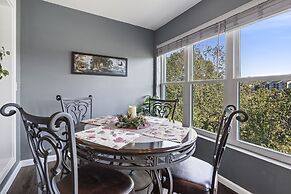 Penthouse Lodge - In Heart of Ozarks!