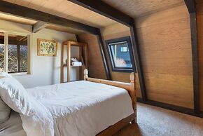 Cozy Mountain View A-frame