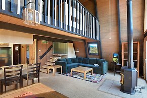 Cozy Mountain View A-frame