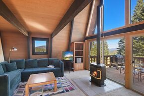 Cozy Mountain View A-frame