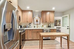 Modern Tahoe Treasure