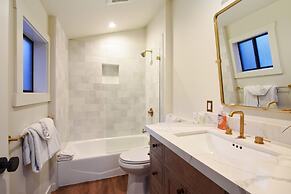 Modern Tahoe Treasure