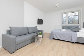 Studio Nocznickiego 4 Guests by Renters