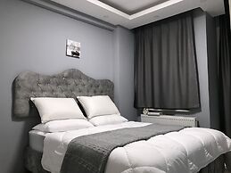 RoyalStar Taksim Family Suites