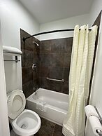 Bass Inn - Choke Canyon National Park