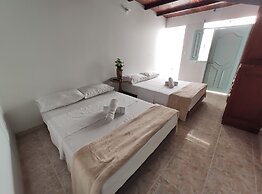 Hostal Colors - Hostel