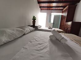 Hostal Colors - Hostel