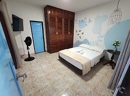 Hostal Colors - Hostel