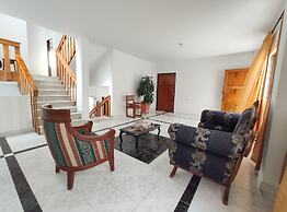 Hostal Colors - Hostel