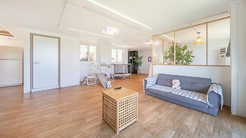 Ganghwa Haimom Family Poolvilla Marine