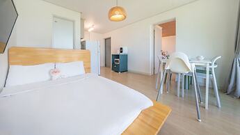 Ganghwa Haimom Family Poolvilla Marine