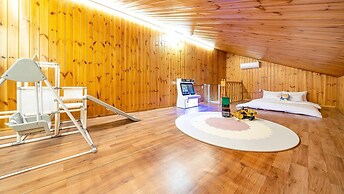 Ganghwa Haimom Family Poolvilla Marine