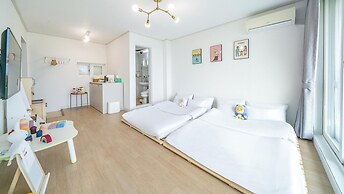 Ganghwa Haimom Family Poolvilla Marine