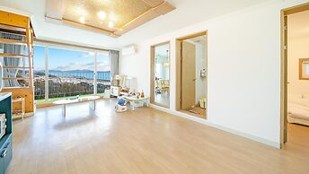 Ganghwa Haimom Family Poolvilla Marine