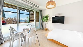 Ganghwa Haimom Family Poolvilla Marine