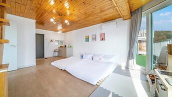 Ganghwa Haimom Family Poolvilla Marine