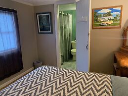 Nature Coast Inn and Cottages