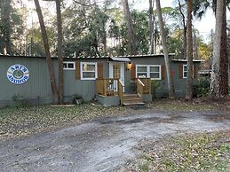 Nature Coast Inn and Cottages