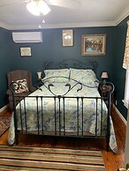 Nature Coast Inn and Cottages