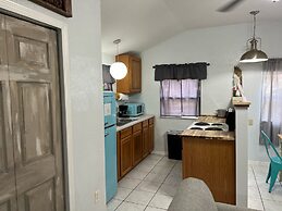 Nature Coast Inn and Cottages