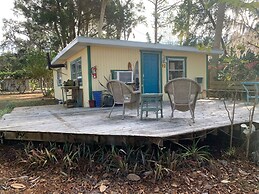 Nature Coast Inn and Cottages