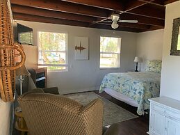 Nature Coast Inn and Cottages