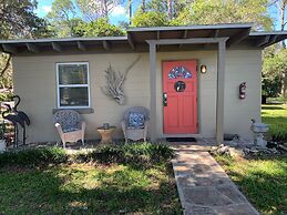 Nature Coast Inn and Cottages