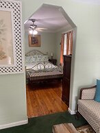 Nature Coast Inn and Cottages