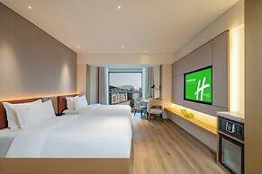 Holiday Inn Shanghai Huaxia by IHG