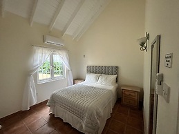 Stunning 4-bed Villa in Gros Islet, St Lucia