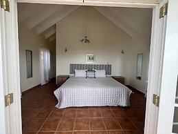 Stunning 4-bed Villa in Gros Islet, St Lucia