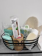 Aurora - Brand New Luxury 2 bed 2 Bath Apartment!