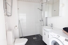 2ndhomes Cozy and Quiet 2BR Apartment